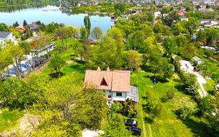 Proprietate unica, vila si 8000 mp pe malul lacului Snagov - Poză 2