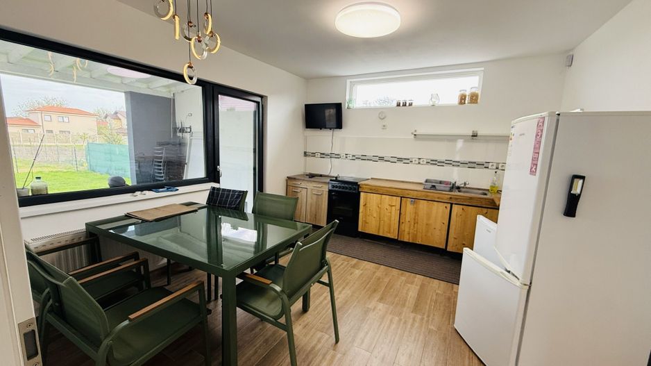 Giroc Central | Casă renovată complet | 4 camere | 2 bai - Poză 14