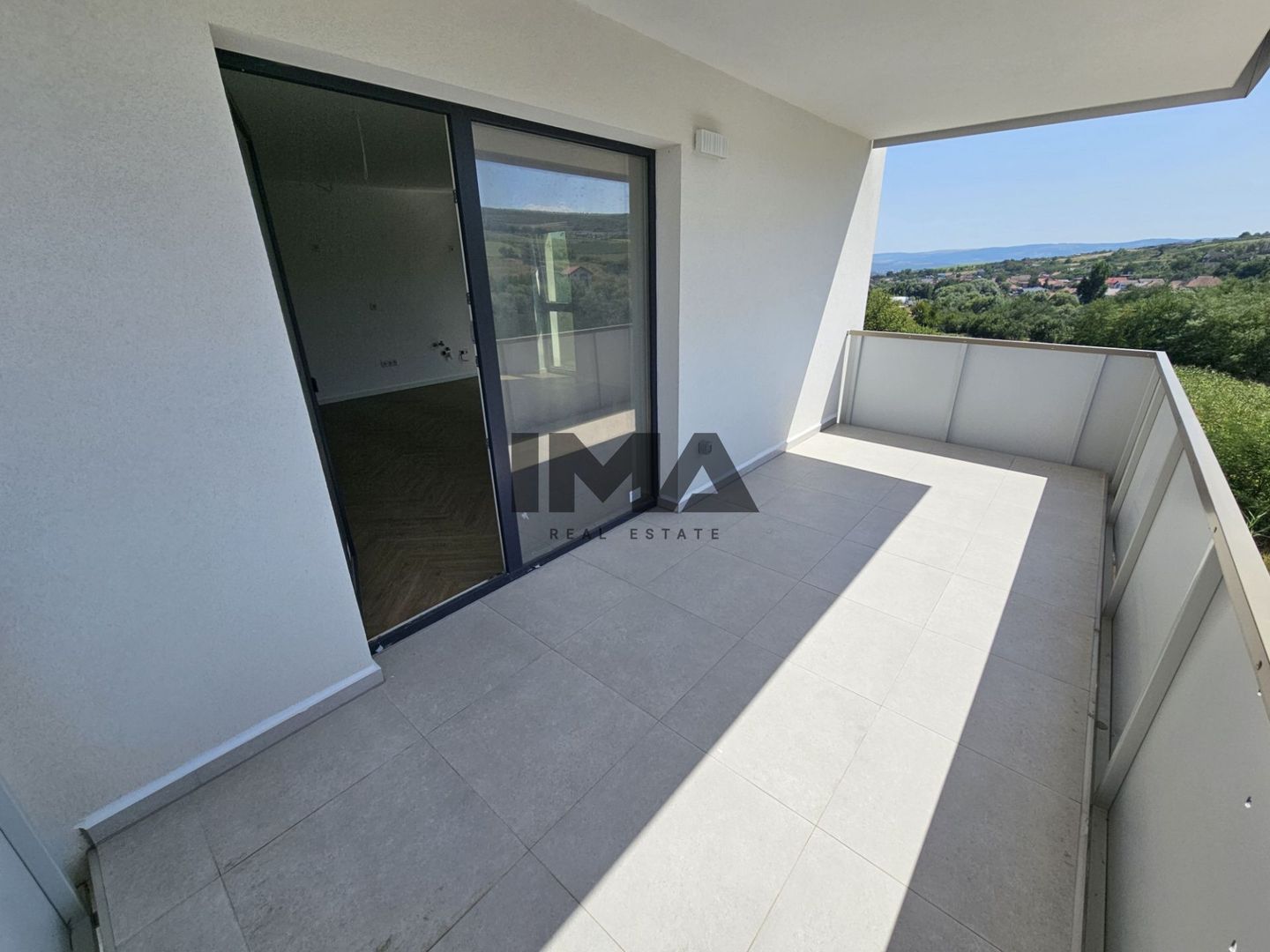 Apartament 2 camere finisat ,cartier iris - Poză 5