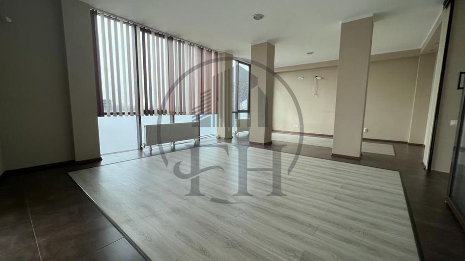 Spațiu comercial cu 5 camere de închiriat în Faleza Nord, Constanta - Poză 5