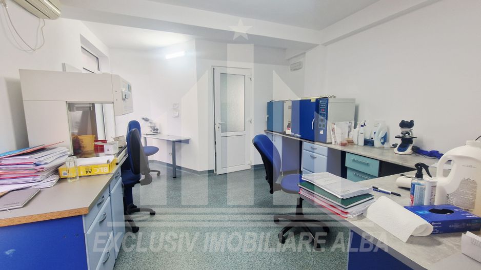 Spatiu Comercial | Laborator analize medicale | 400 mp | Cetate - Poză 4