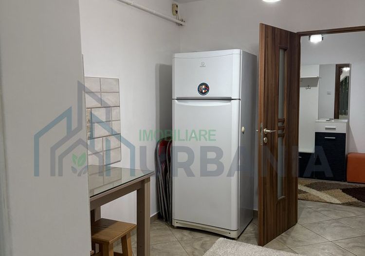 Apartament 2 camere semidecomandat, renovat, zona Nicolina-Belvedere, Iași - Poză 3