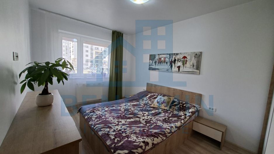 Apartament 2 camere decomandat parter Mall Coresi 50mp parcare boxa - Poză 1