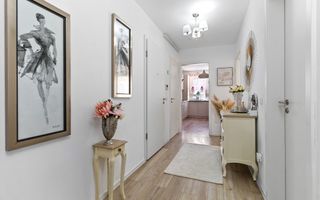 Apartament cochet mobilat-utilat, 3 camere, parcare, boxa, Kasper Coresi - Poză 17