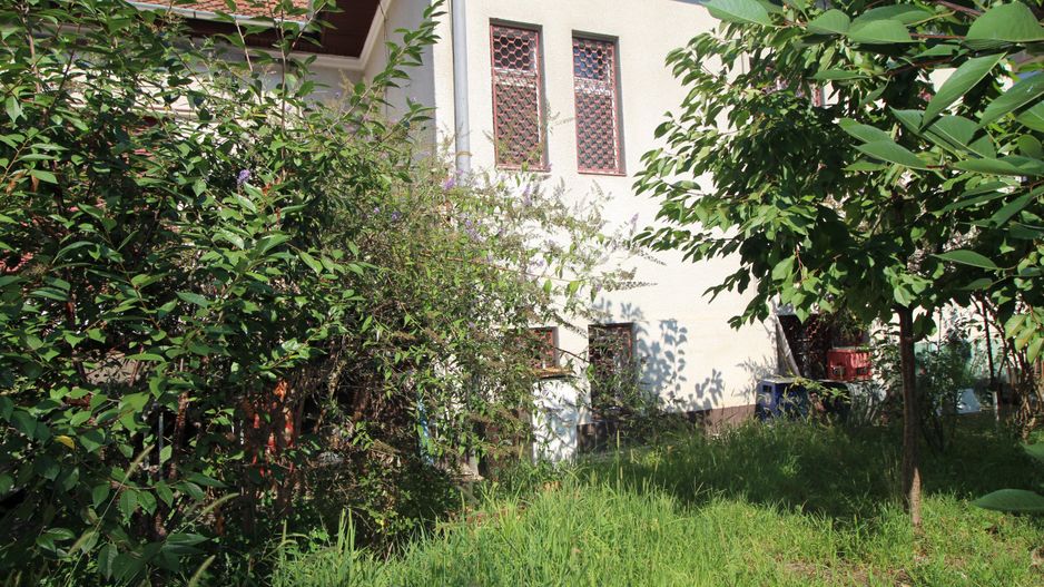 APARTAMENT IN VILA - Poză 1