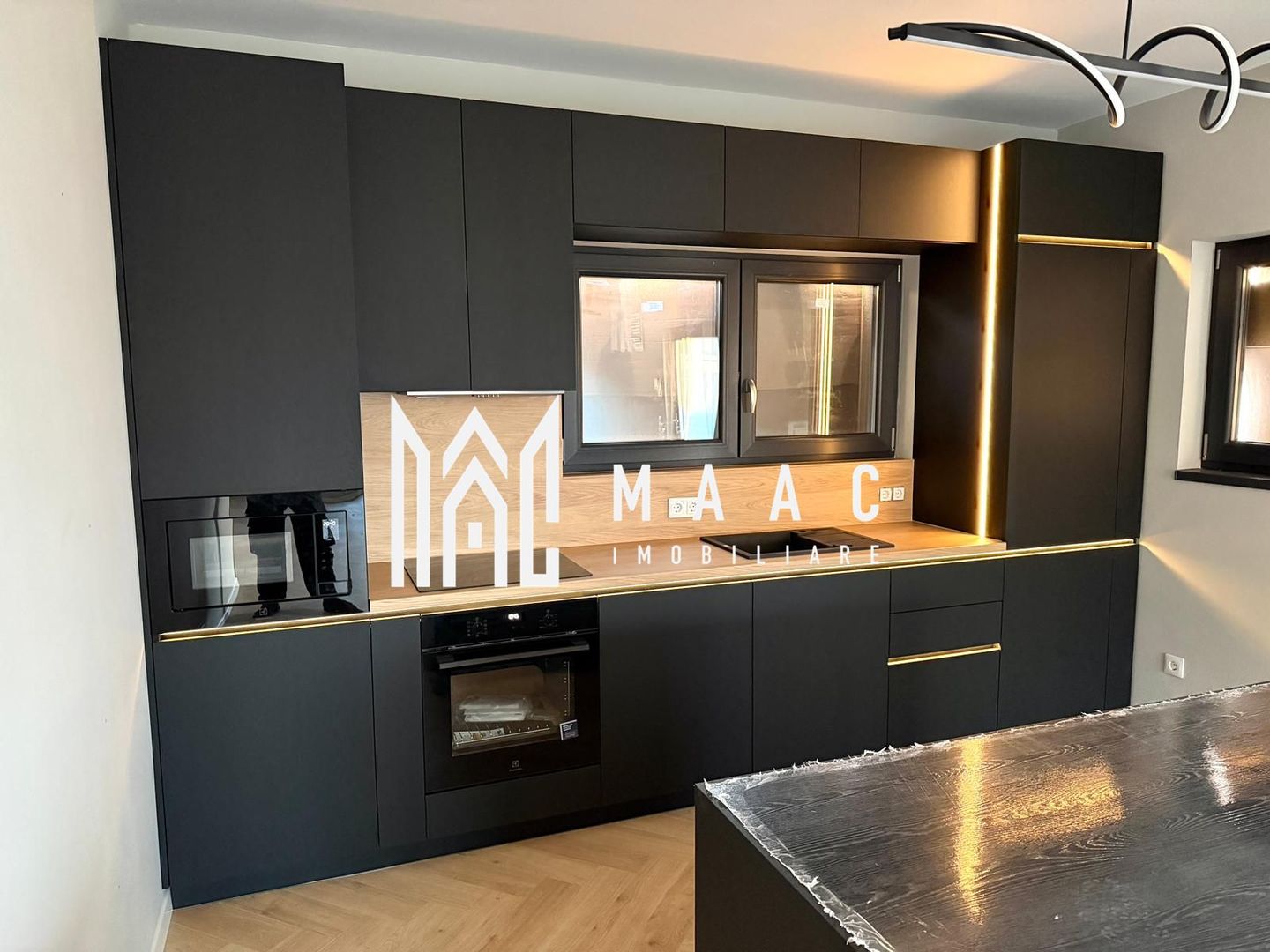 Apartament 4 camere I Curte 200 mp I 4 băi I Predare la cheie I Comision ZERO - Poză 2