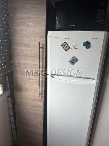 Apartament 3 camere, 31mp, etaj 4/4, bloc anvelopat, acoperis - Piata Doina - Poză 13