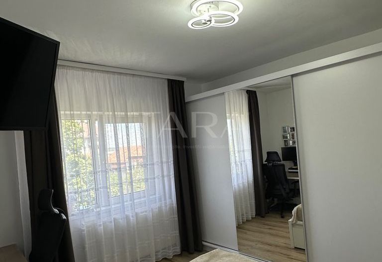 Apartament in zona Liceului de Informatică „Tiberiu Popoviciu” - Poză 5