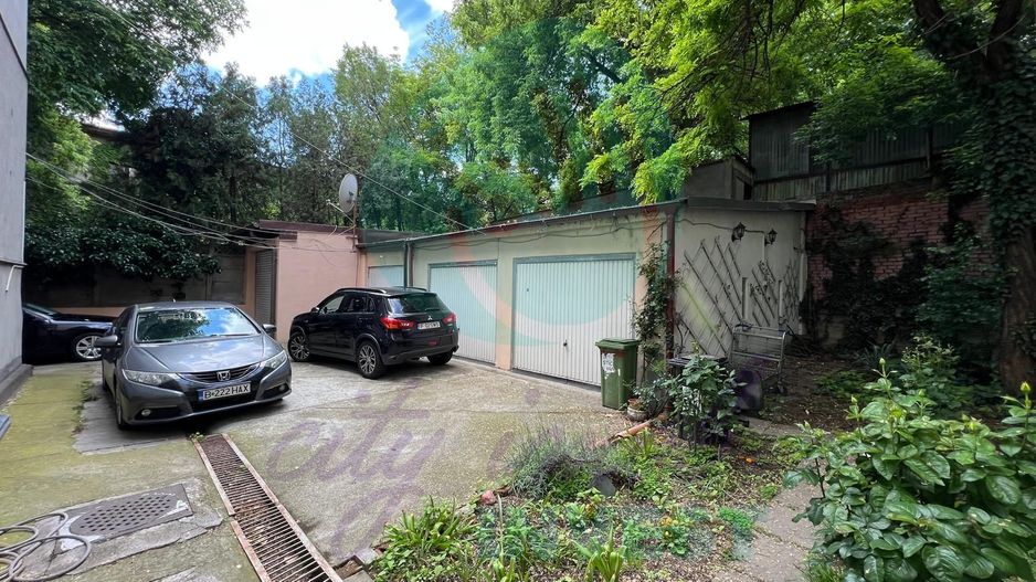 Apartament+Garaj Eroilor-Cotroceni in vila-Curte -Ideal pentru afacerea ta - Poză 9