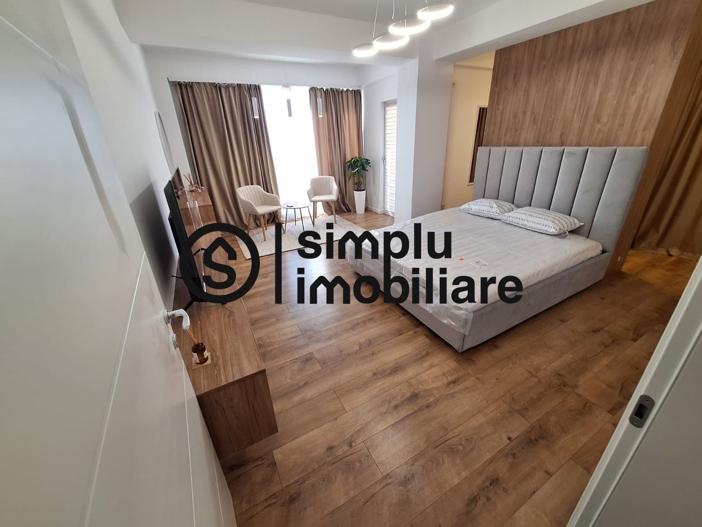Apartament 4 camere, bloc nou, 2 bai - 299 900 Euro - Poză 1