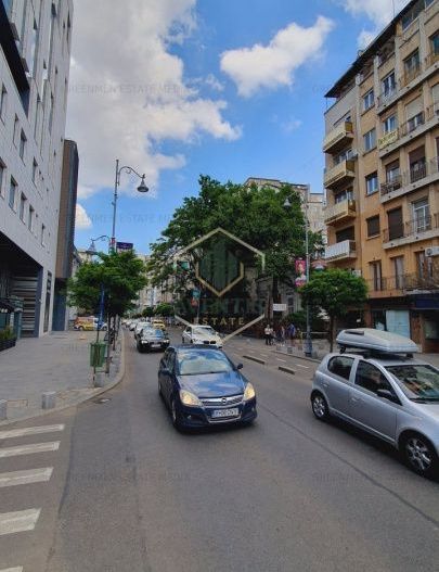 Renovat, vedere in curtea interioara, spatios, Calea Victoriei Piata Victoriei - Poză 18