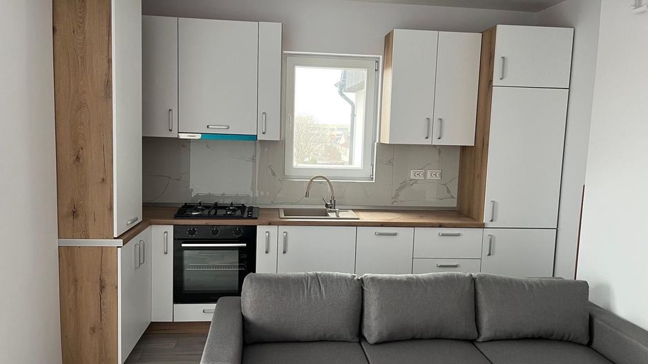 Închiriere apartament nou, complet mobilat – Otopeni, zonă centrală - Poză 1