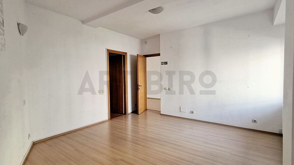 Zero comision, 100mp spatiu birou in vila Universitate, 7' metrou - Poză 4