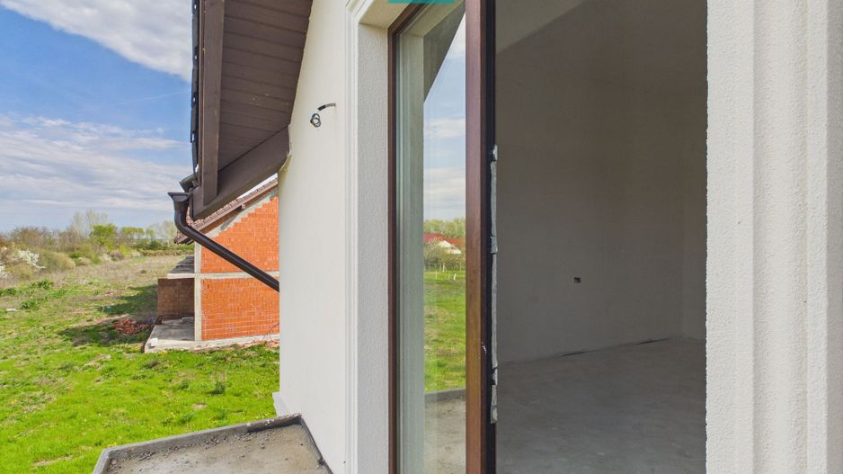 Duplex luminos 101 mp utili, teren 350mp în Covaci - Poză 32