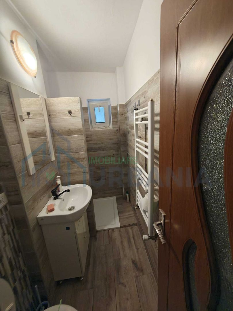 Apartament 4 camere de vânzare în zona Frumoasa, strada Plantelor, Iași - Poză 2