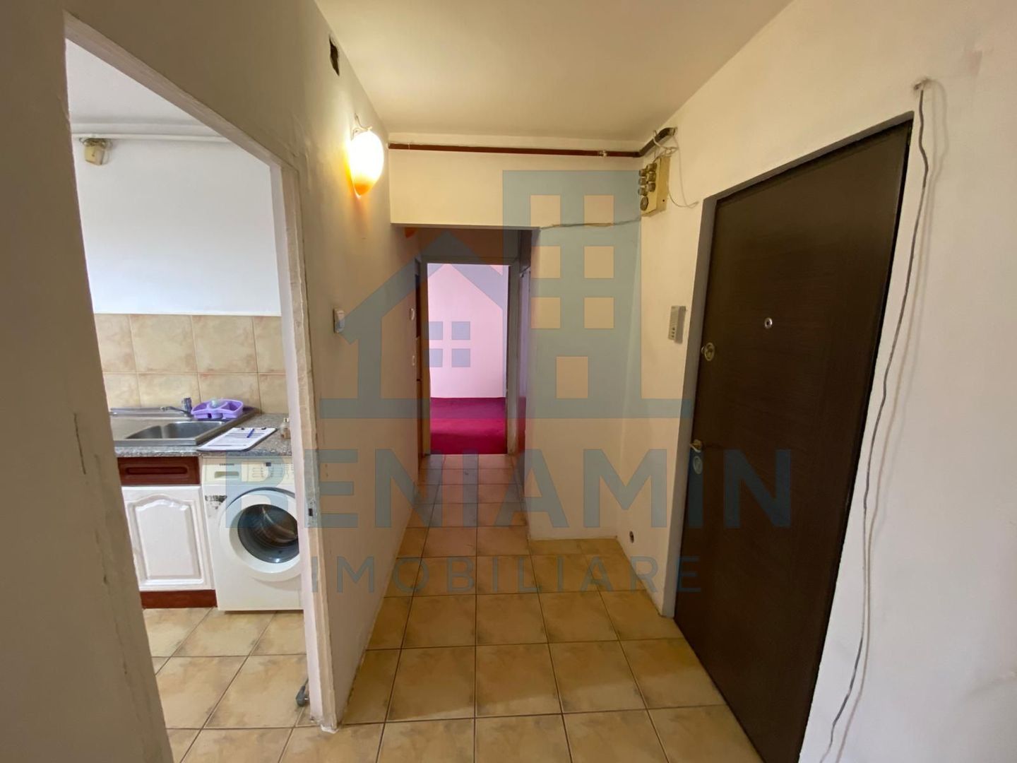 2 camere decomandat, etaj 3/4, boxa, aproape de Spitalul Judetean - Poză 4