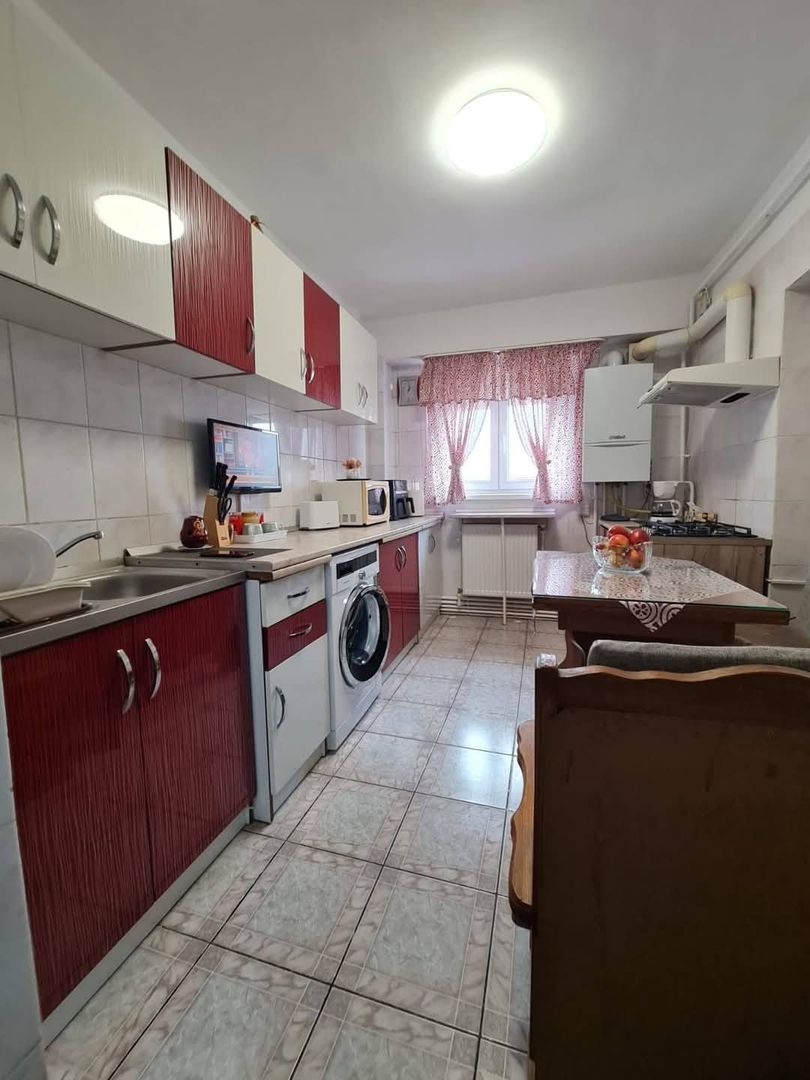 Apartament 3 dec,Micro 20,et 4 - Poză 4