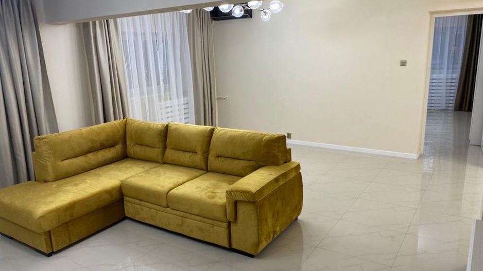 Inchiriez apartament zona Decebal - Poză 2