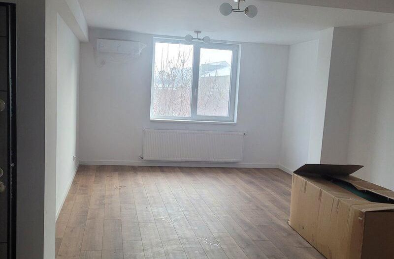 GARS. SEBASTIAN, PARCARE, NEMOBILAT, NOU, CENTRALA, PRIMA INCHIRIERE - Poză 1