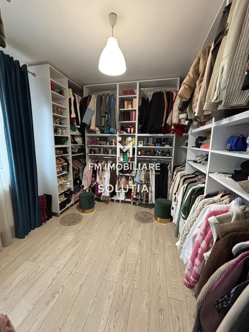 Apartament Ultracentral de vanzare pe Două Niveluri - Poză 2