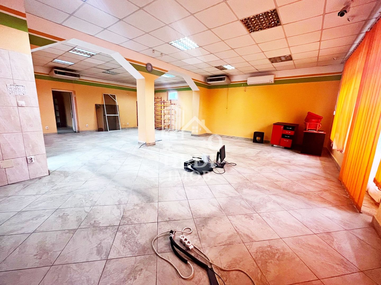 Casa de vanzare cu 3 camere in Biharia, Oradea - Poză 4