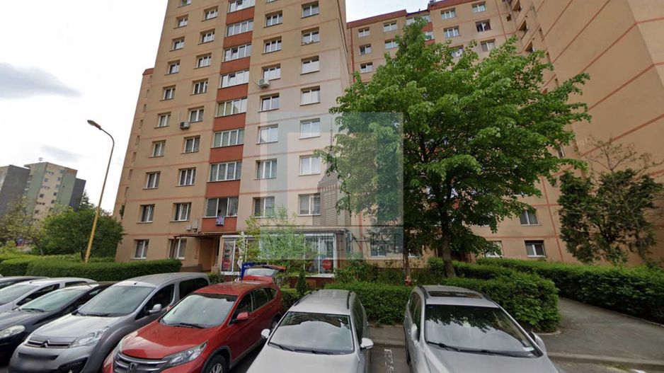 Apartament 3 camere pe Calea Bucuresti - Poză 1