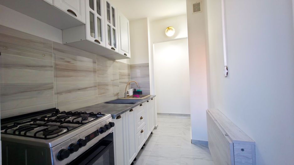 Apartament 3 camere Renovat Drumul Taberei Parc Metrou Raul Doamnei - Poză 13