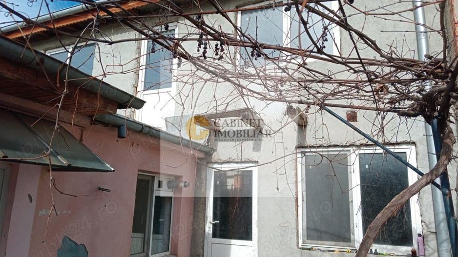 Vânzare 2 Case în Domenii – 246 mp Teren, Locație Excelentă - Poză 5