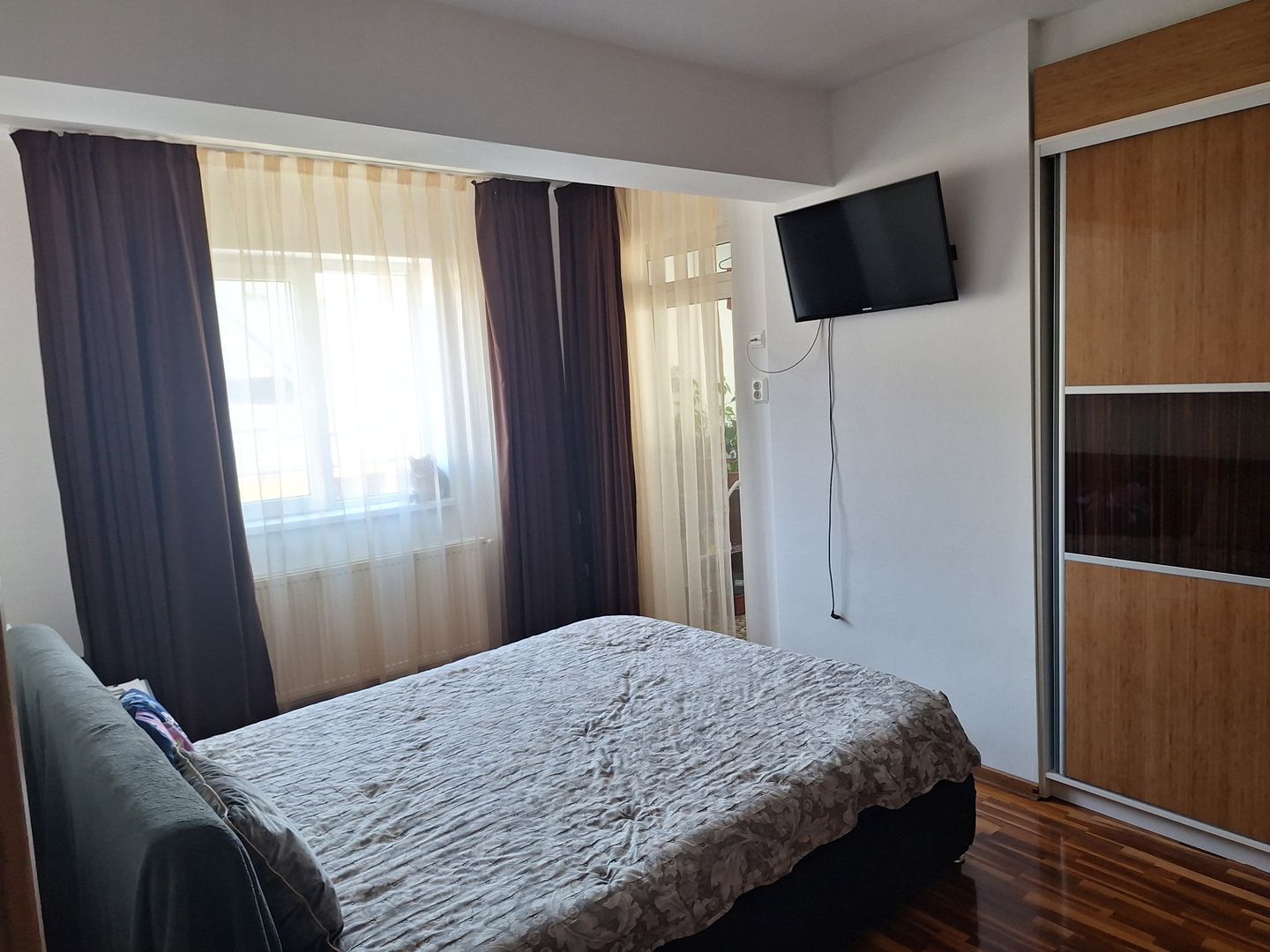 Apartament 3 Camere Mobilat si Utilat langa Metrou D.Leonida - Poză 13
