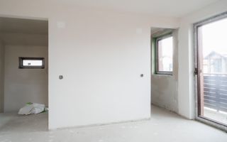 Casa individuala,4 camere,120mp,Teren 505mp, Garaj,Jucu - Poză 11