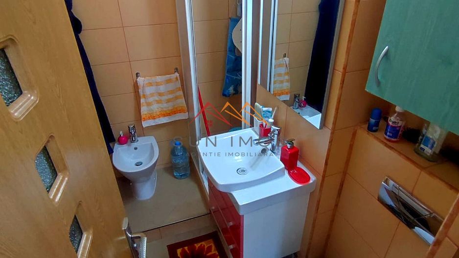 APARTAMENT DE VÂNZARE | 2 CAMERE DECOMANDATE | ETAJ 1 | ZONĂ CENTRALĂ - Poză 8