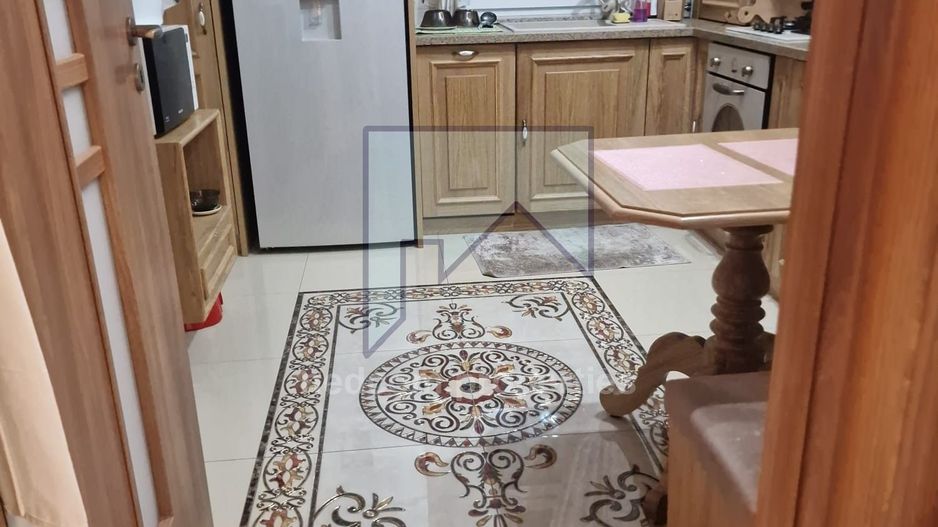 Vanzare Apartament lux de 3 camere in zona Jiului - Poză 7