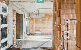 Penthouse cu terasă generoasă, în centrul Chișodei - Poză 11