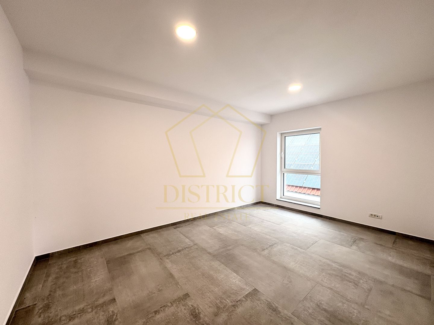 Spațiu comercial cu 2 încăperi | Mosnita Noua | Parcul Central - Poză 4