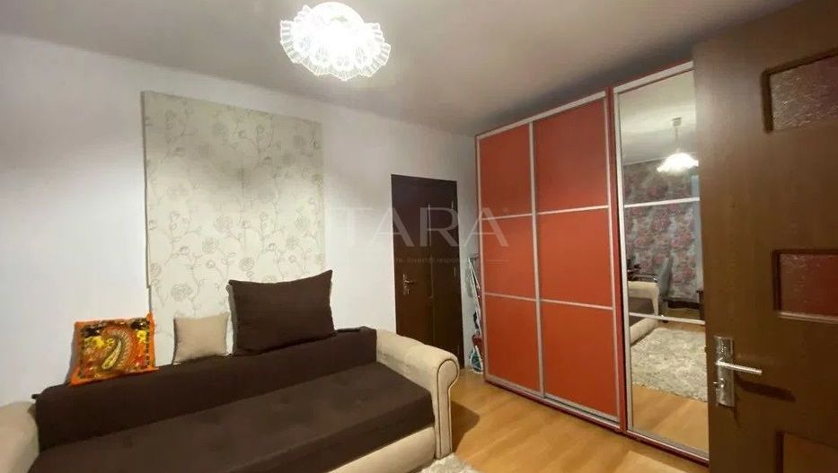 Apartament cu 2 camere, 47 mp, zonă centrală, Facultatea de Litere. - Poză 2
