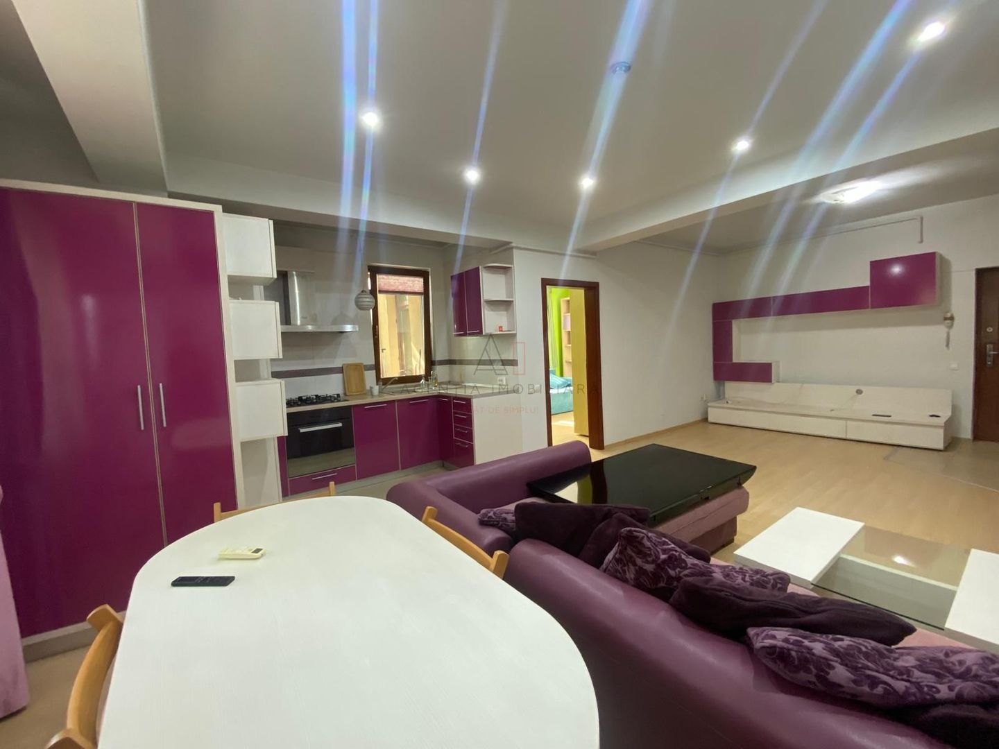 3 Camere Spatios - 2 balcoane - Poză 3