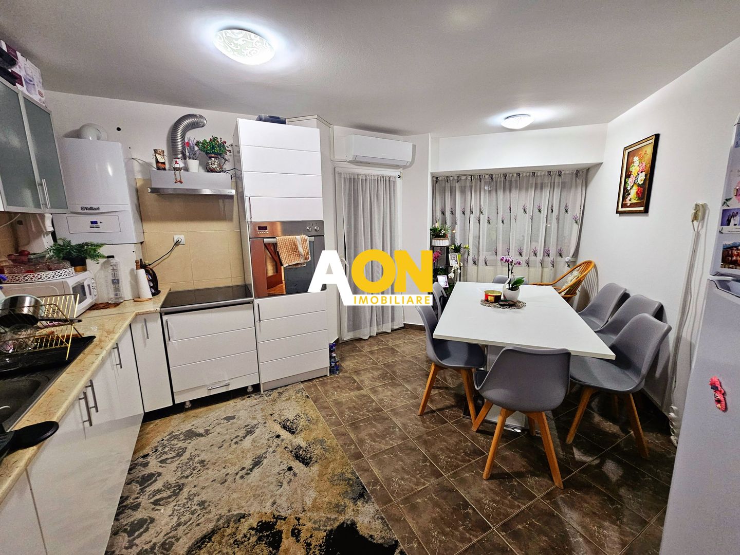 Apartament 2 camere, mobilat, utilat, et.3, Cetate, zona Stadion - OMV - Poză 1