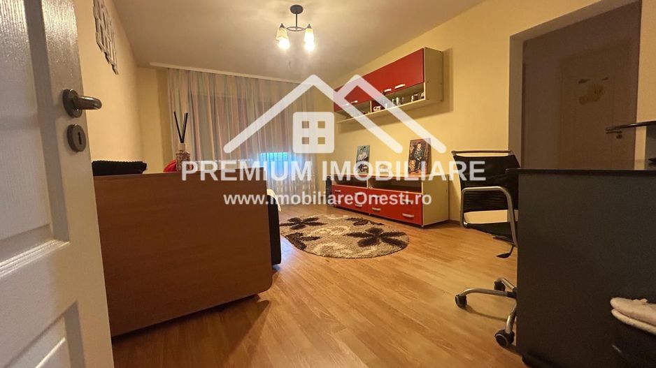 Apartament 2 camere, etaj 1, zona de Sus, mobilat și utilat - Poză 1