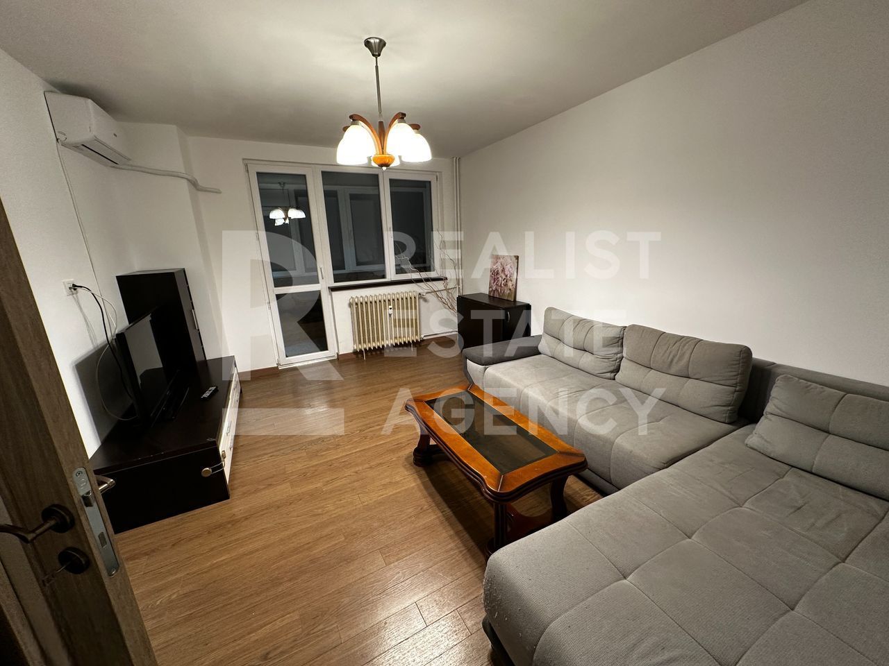 Vânzare, apartament, 3 camere, Lujerului, București - Poză 1