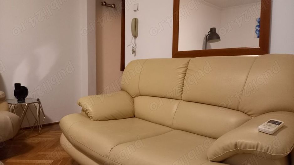 APARTAMENT  COCHET PIATA ROMANA-METROU - Poză 3