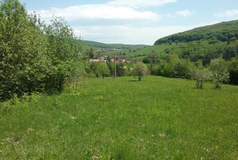 teren intravilan Valcele judet Covasna - Poză 1