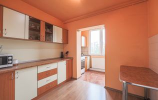 Rezervat Apartament cu 3 camere decomandat in Zona 300