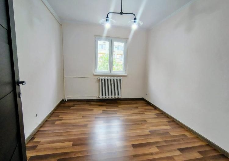 Apartament 3 camere de vanzare Apusului/Gorjului - Poză 4