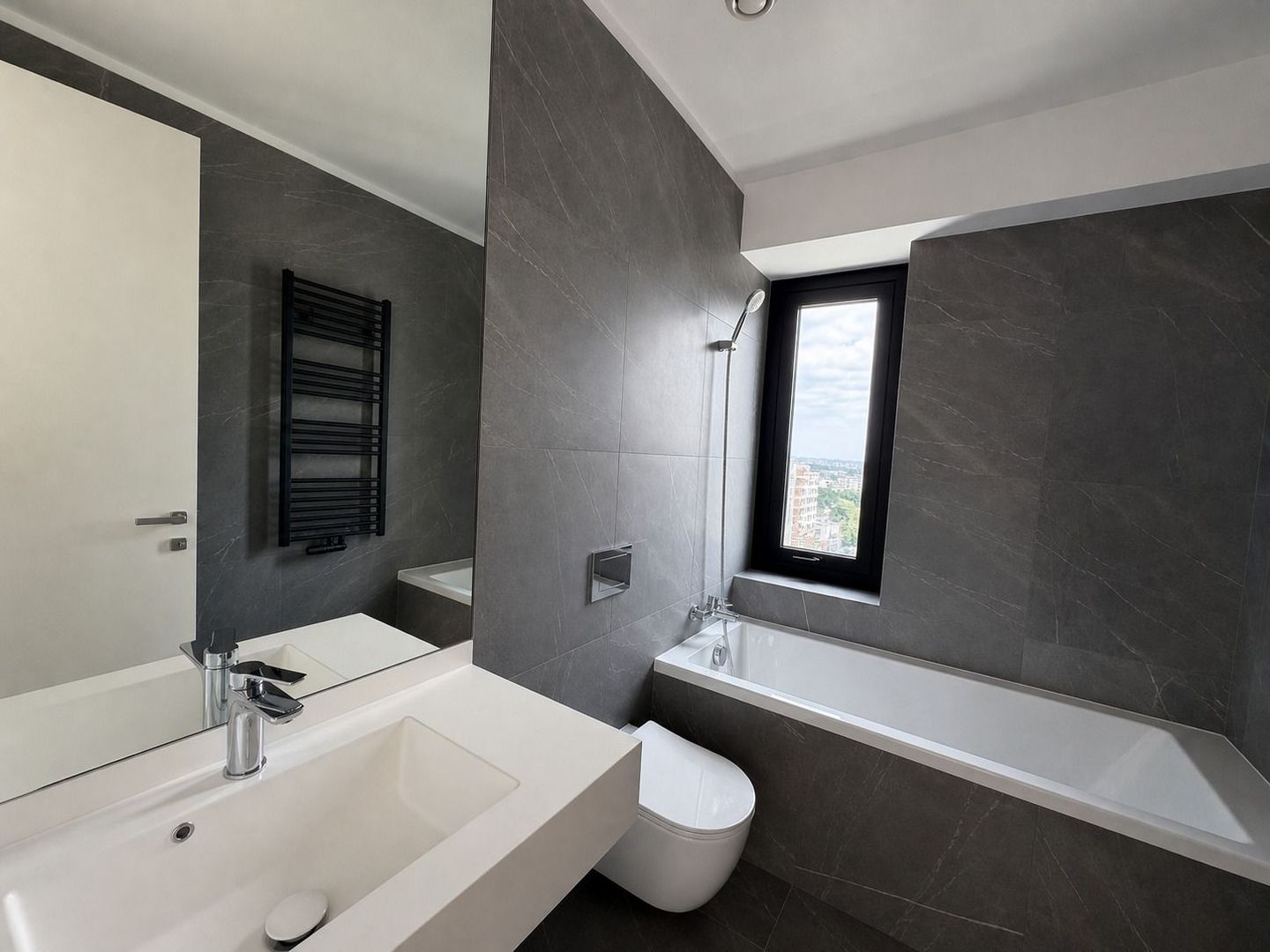 Apartament 2 camere cu vedere spre Lacul Tei | One Verdi Park - Poză 14