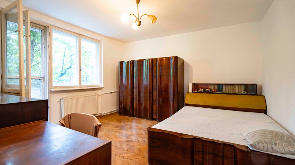 Apartament 3 camere etaj 3 Decebal - Poză 1
