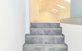 Spatiu birouri open space I Semicentral - Poză 8