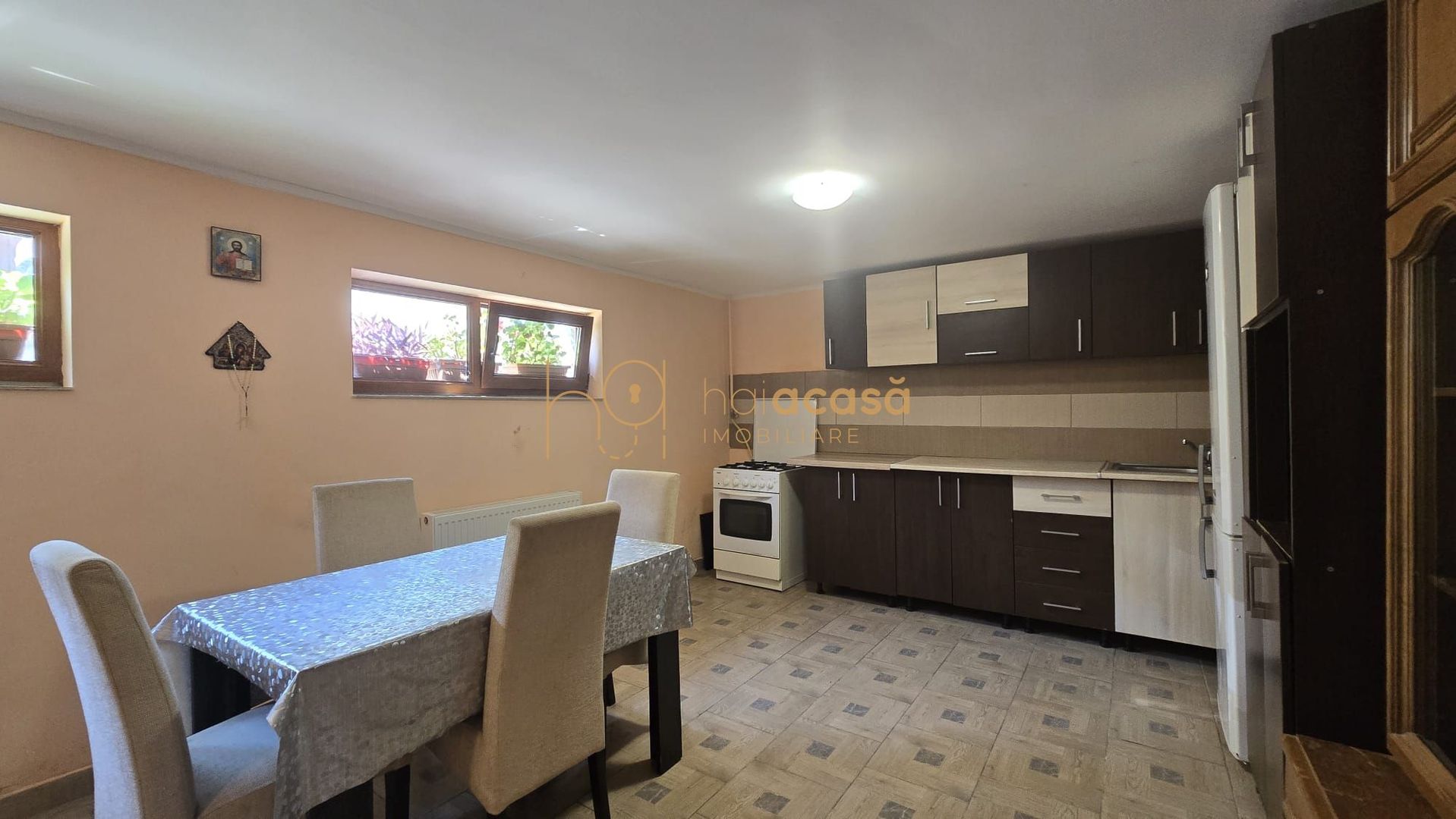 Apartament 2 camere 70 mp - Poză 2