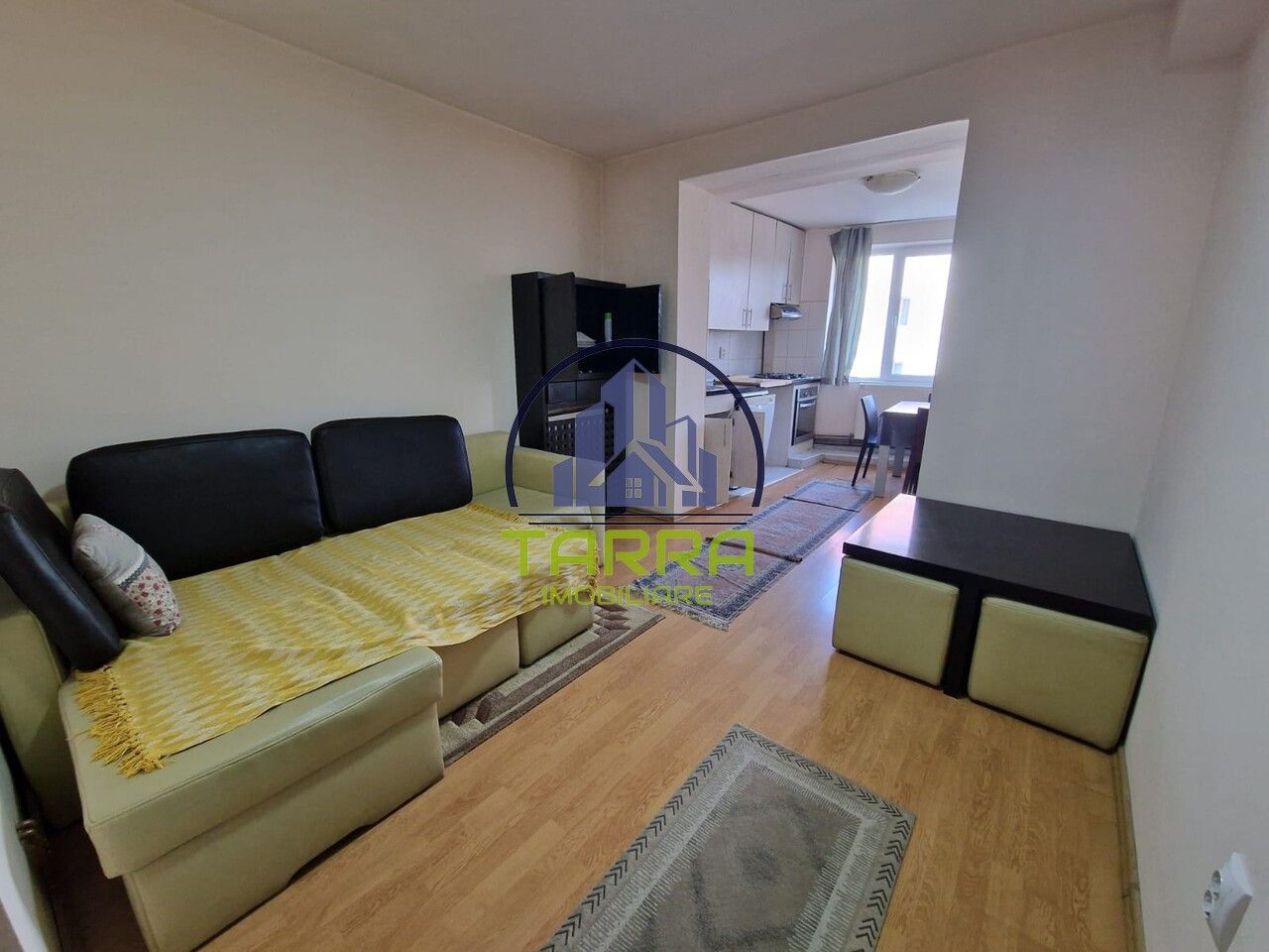 Apartament cu 2 camere de inchiriat in Alba Iulia cartier Cetate - Poză 1