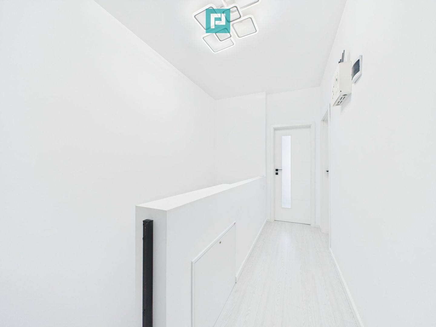 Duplex 1/2 mobilat şi utilat în Săcălaz - Poză 12