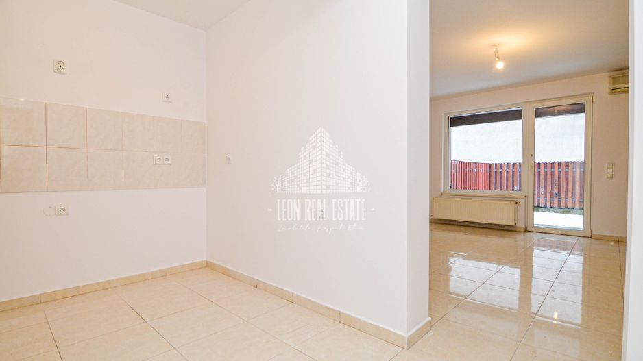 Casă înșiruită în prima parte a Florestiului, zona Stadion - Someșului - Poză 7